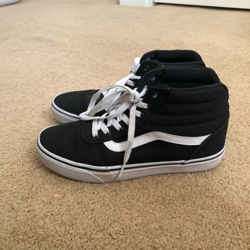 Black VANS